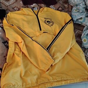 Like new PINK lowa Hawkeyes windbreaker/jacket